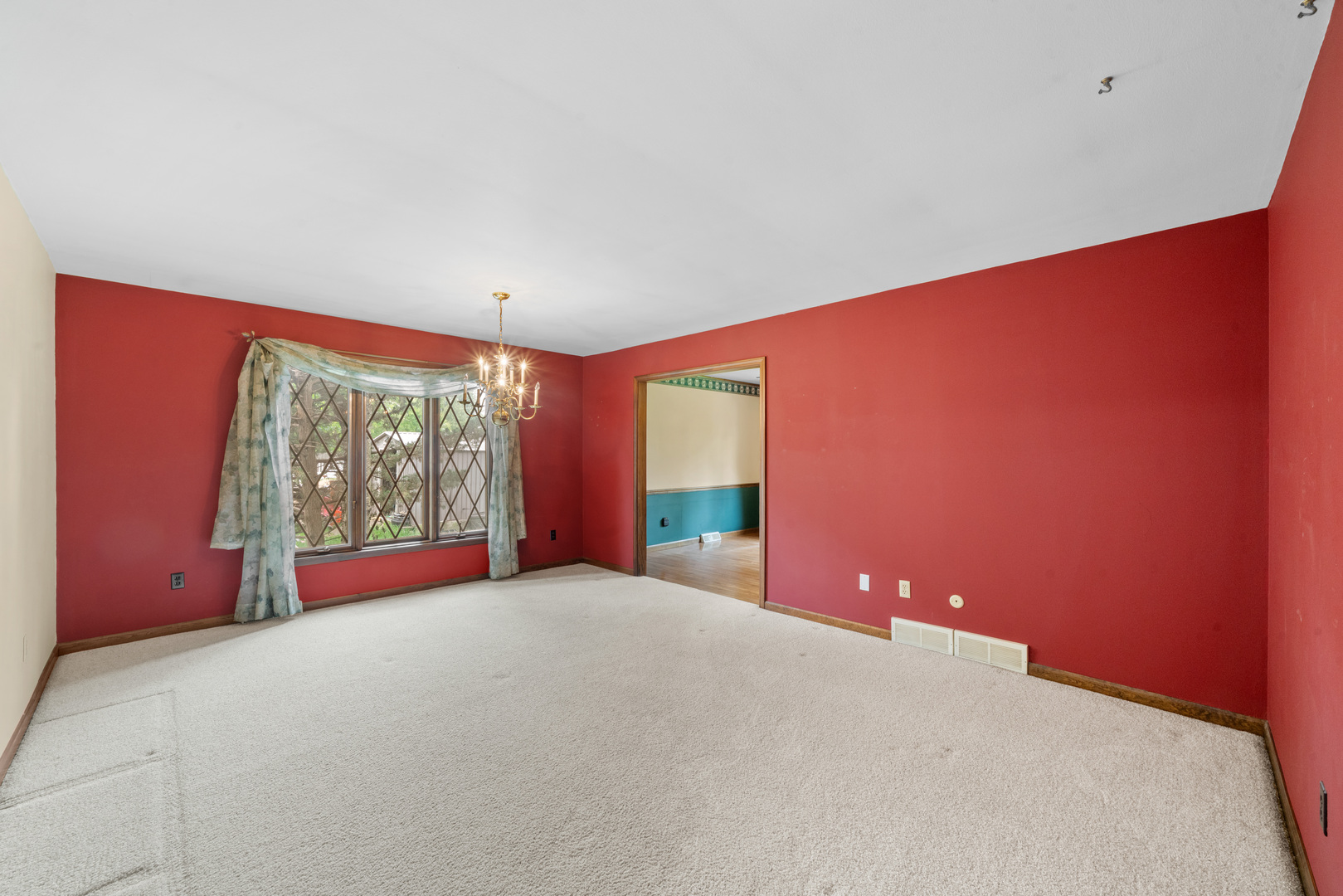 2445 Coach And Surrey Lane Aurora IL 60506