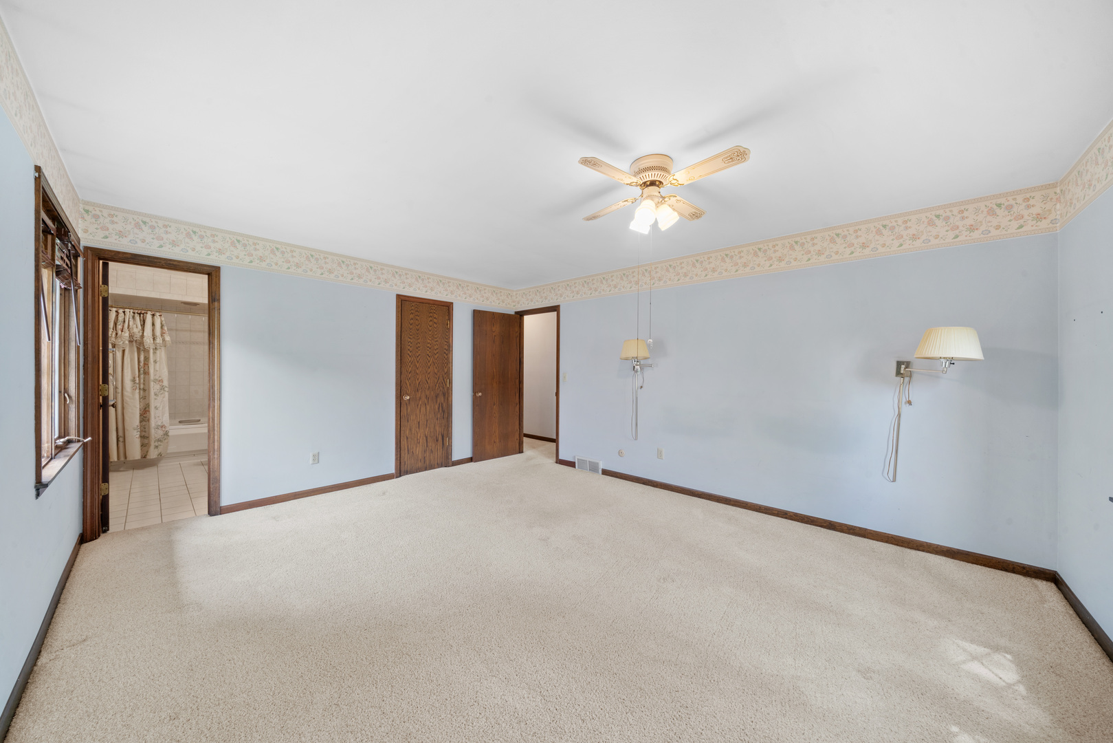 2445 Coach And Surrey Lane Aurora IL 60506