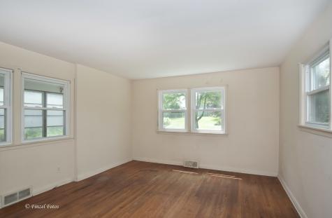 645 Pleasant Street Woodstock IL 60098