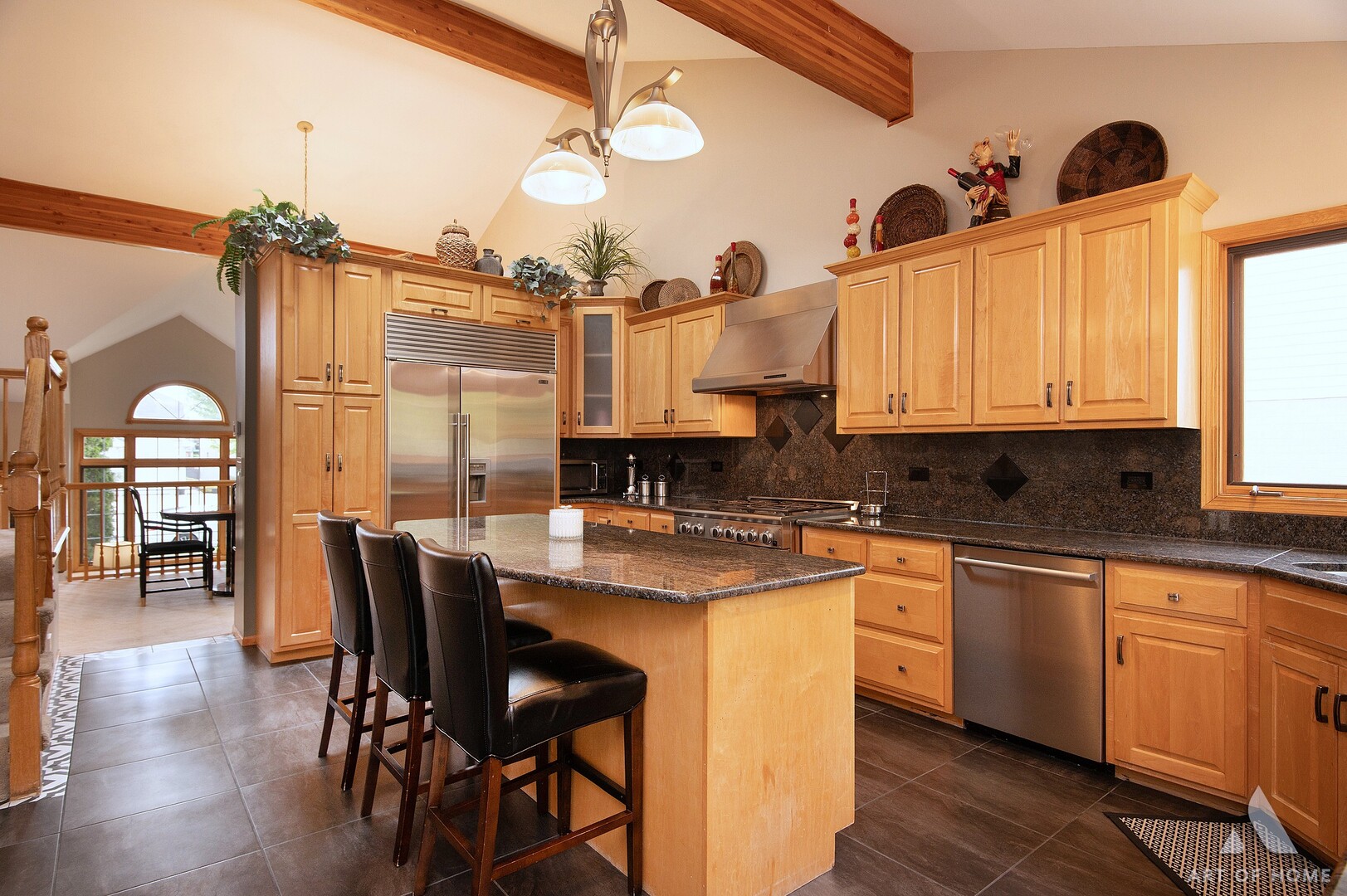 571 North Veterans Parkway Addison IL 60101