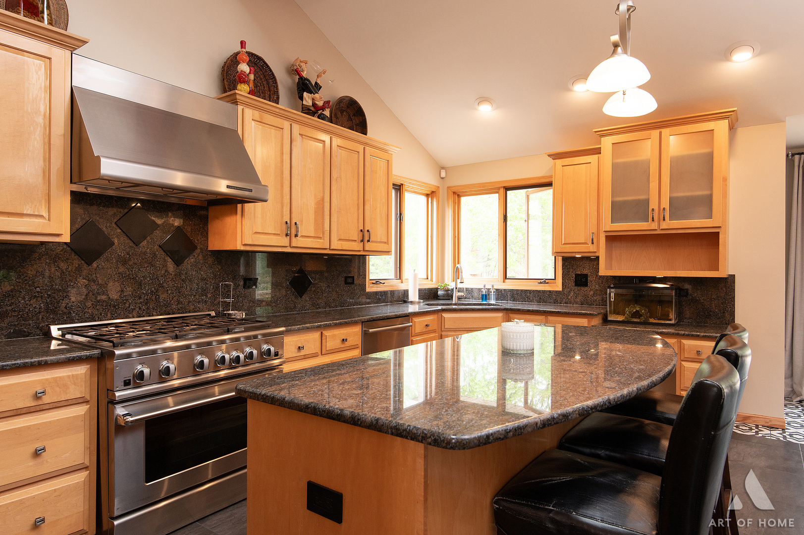 571 North Veterans Parkway Addison IL 60101