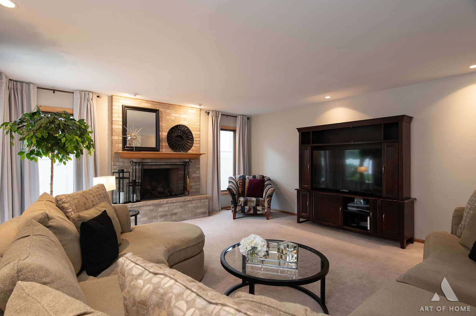 571 North Veterans Parkway Addison IL 60101