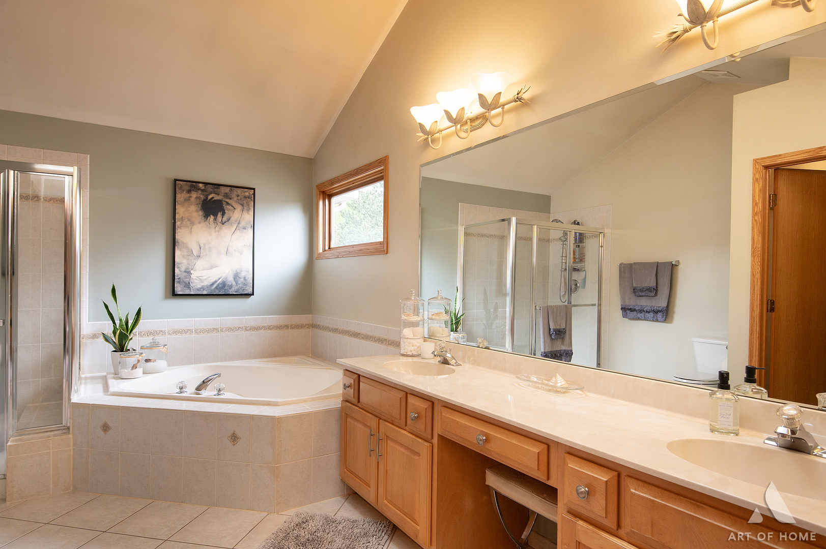 571 North Veterans Parkway Addison IL 60101