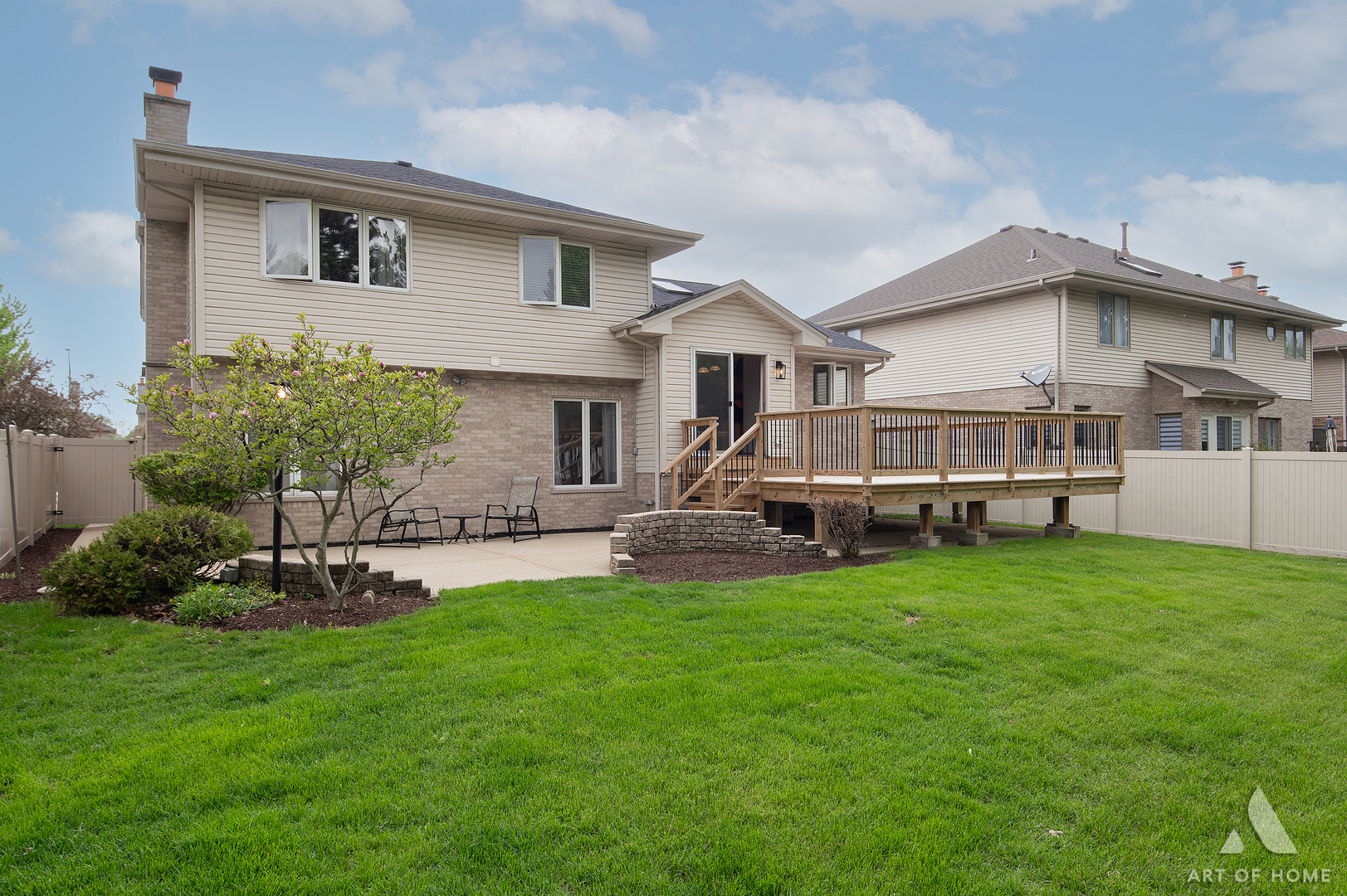 571 North Veterans Parkway Addison IL 60101