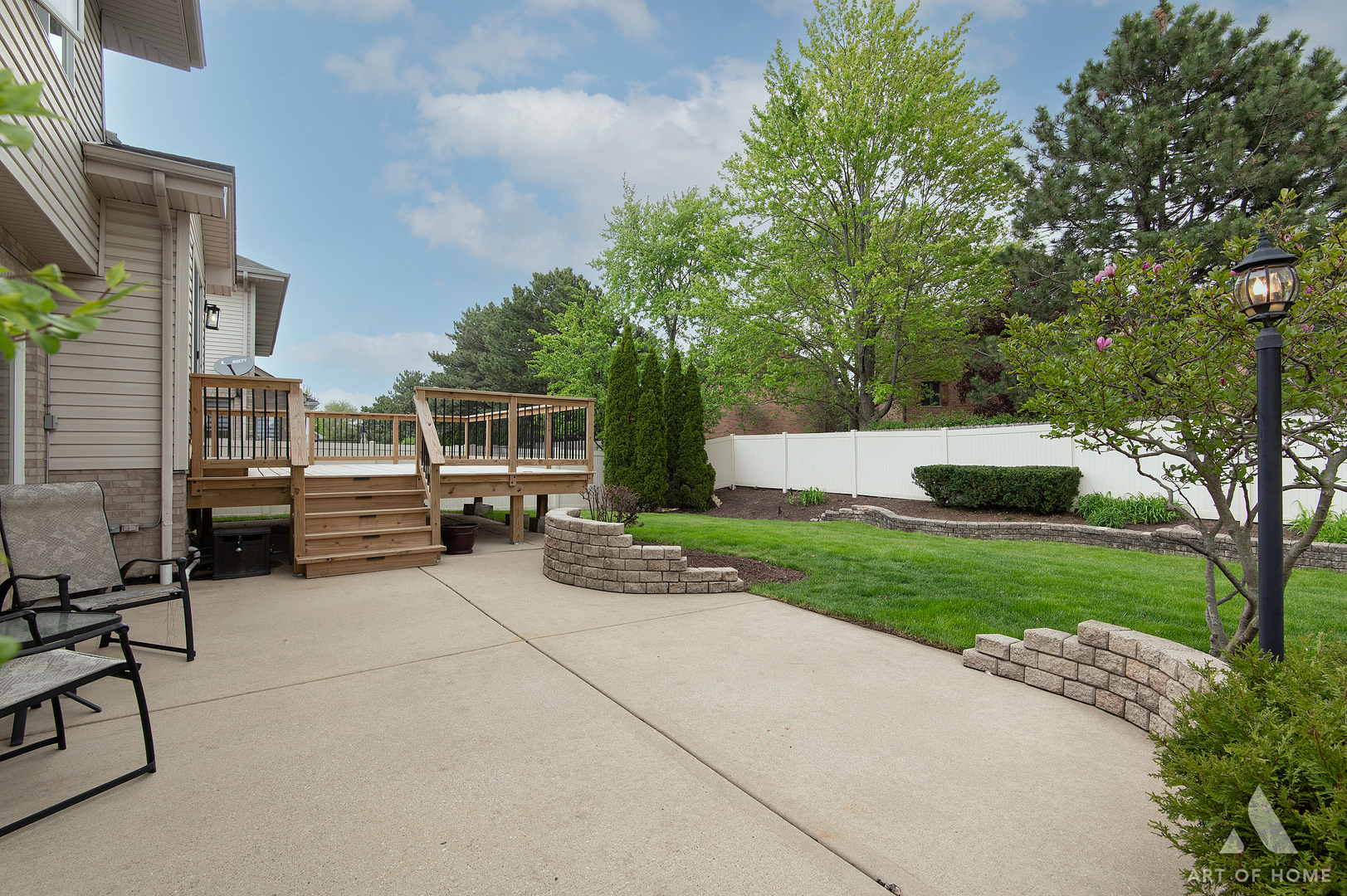 571 North Veterans Parkway Addison IL 60101