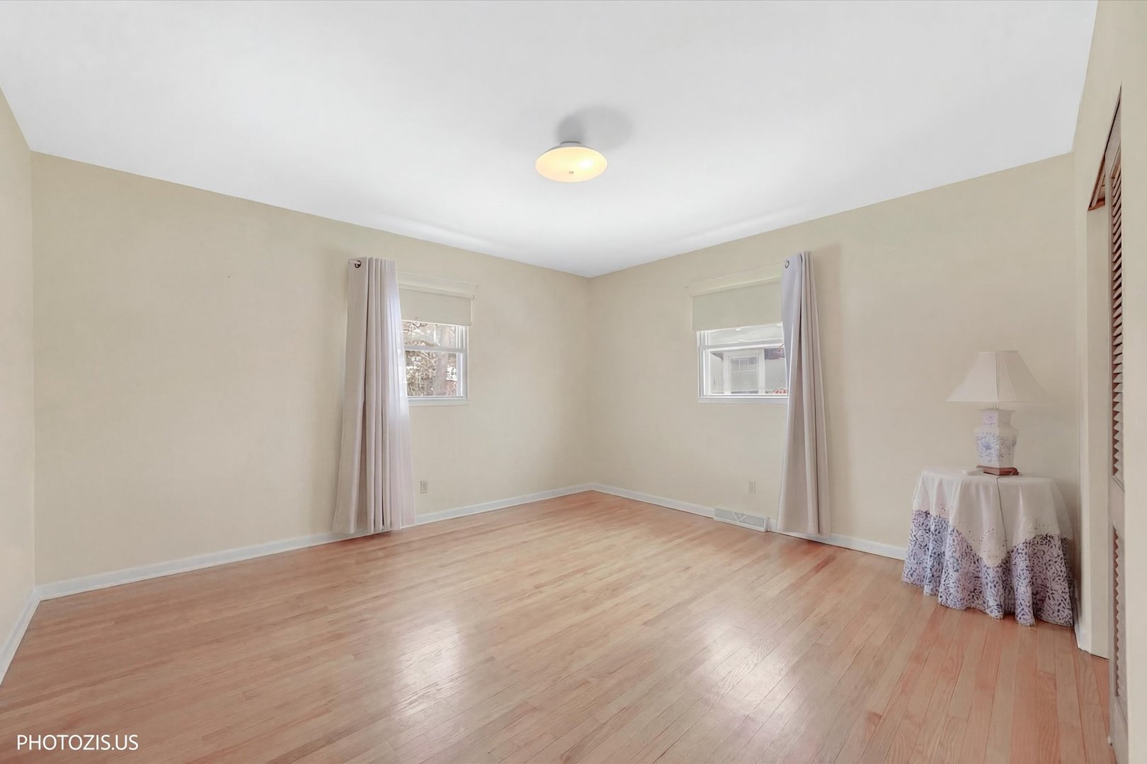 4707 Fairview Avenue Downers Grove IL 60515