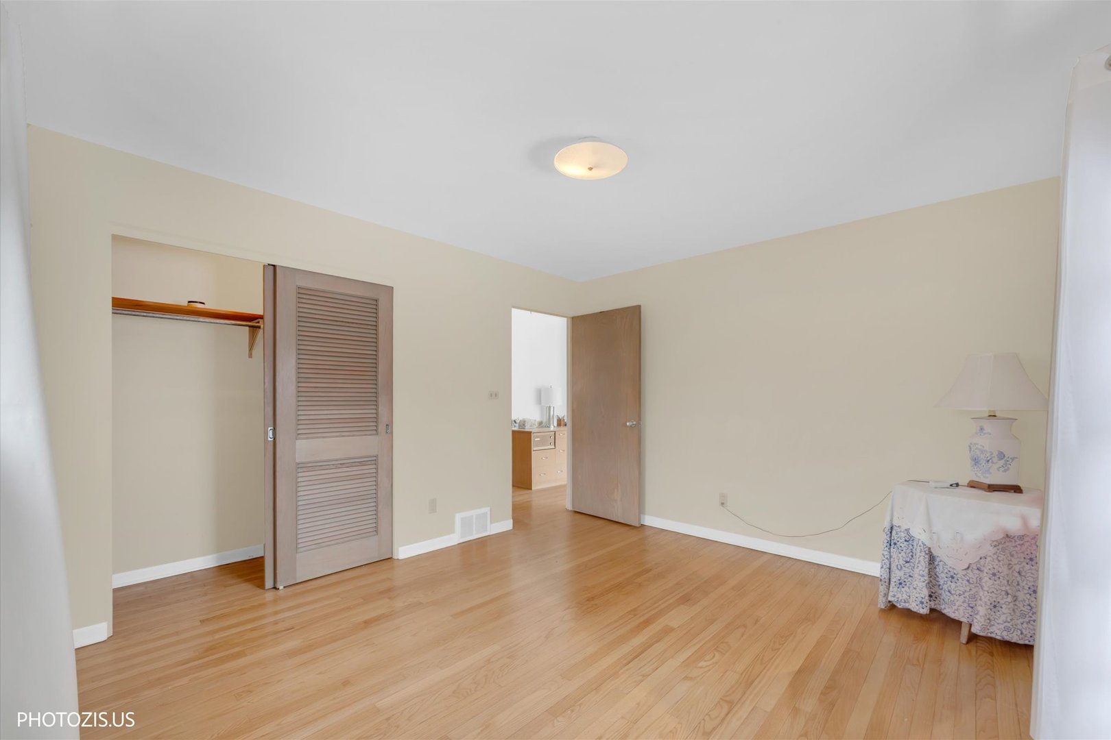 4707 Fairview Avenue Downers Grove IL 60515