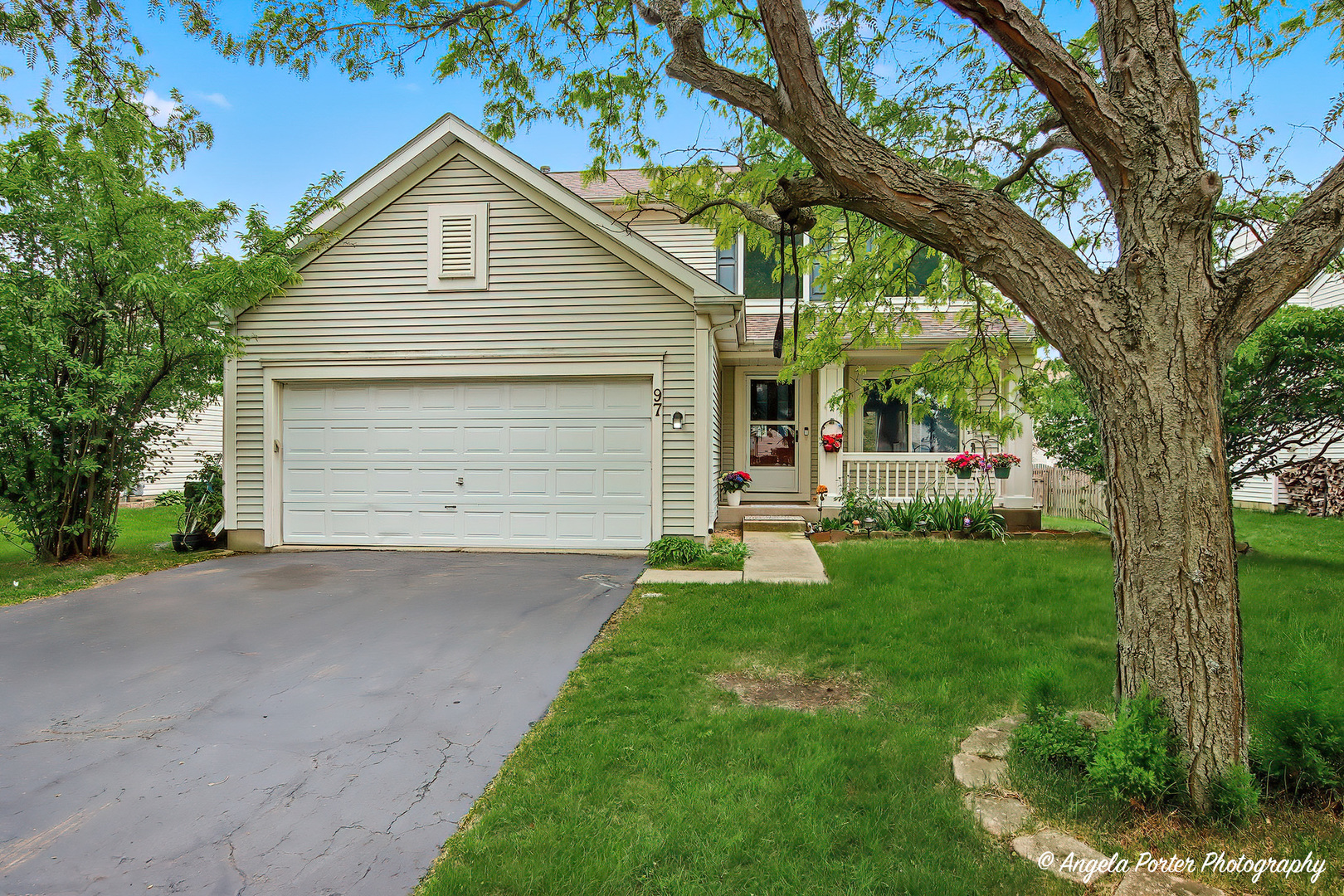 97 Bay View Lane Grayslake IL 60030