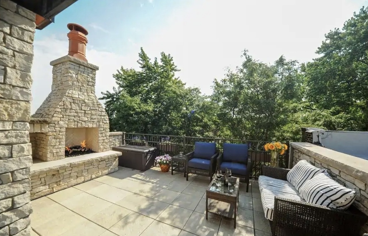 1934 North Bissell Street Chicago IL 60614