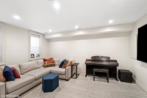 1934 North Bissell Street Chicago IL 60614
