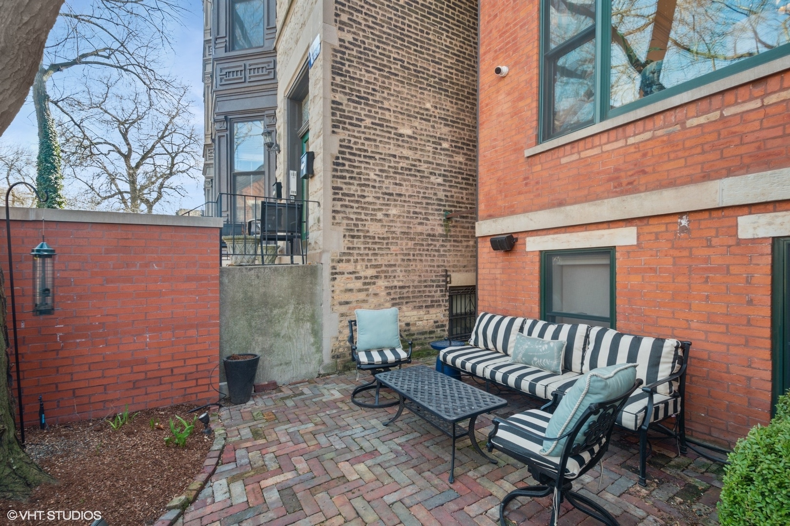 1934 North Bissell Street Chicago IL 60614