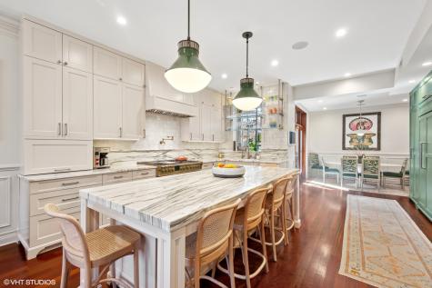 1934 North Bissell Street Chicago IL 60614