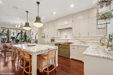 1934 North Bissell Street Chicago IL 60614