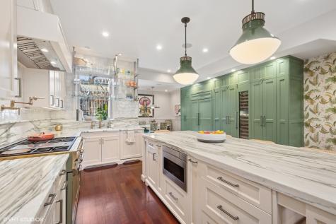 1934 North Bissell Street Chicago IL 60614