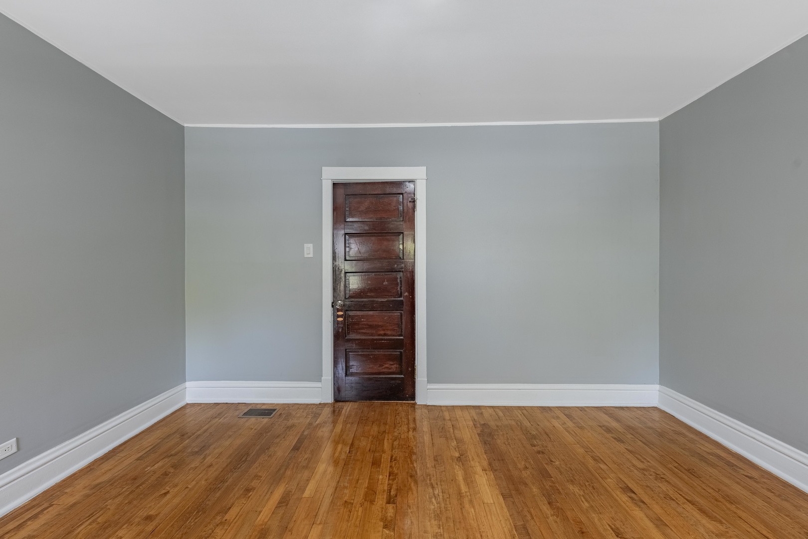 7629 South Green Street Chicago IL 60620
