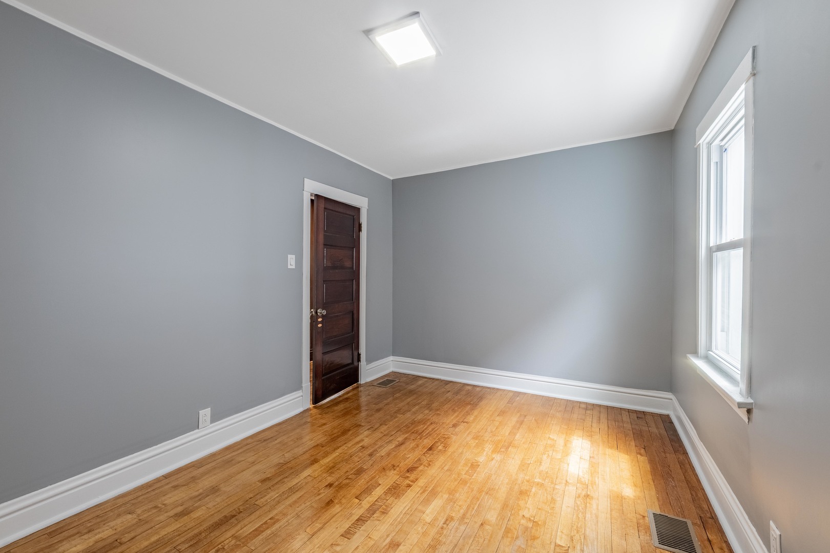 7629 South Green Street Chicago IL 60620