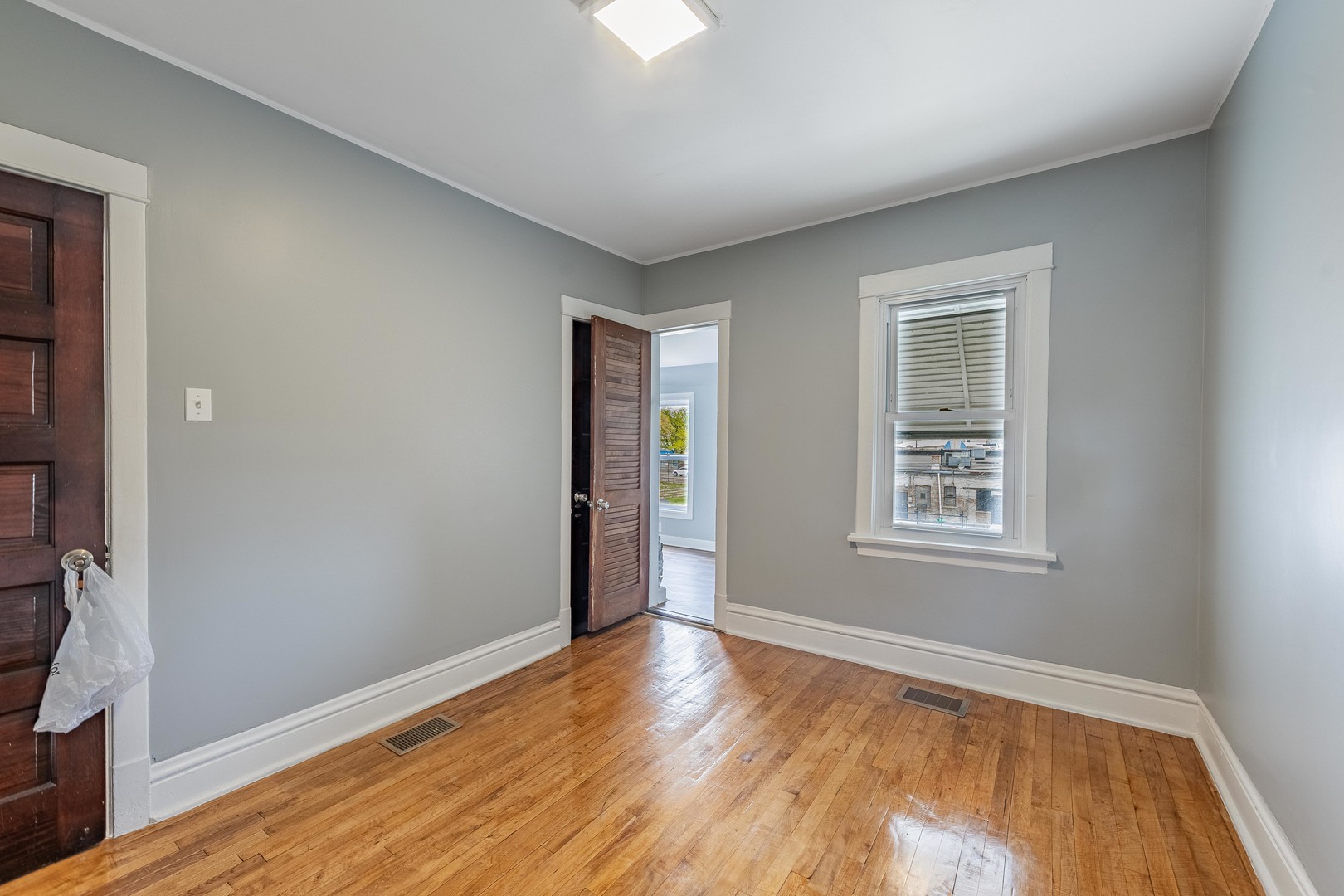 7629 South Green Street Chicago IL 60620