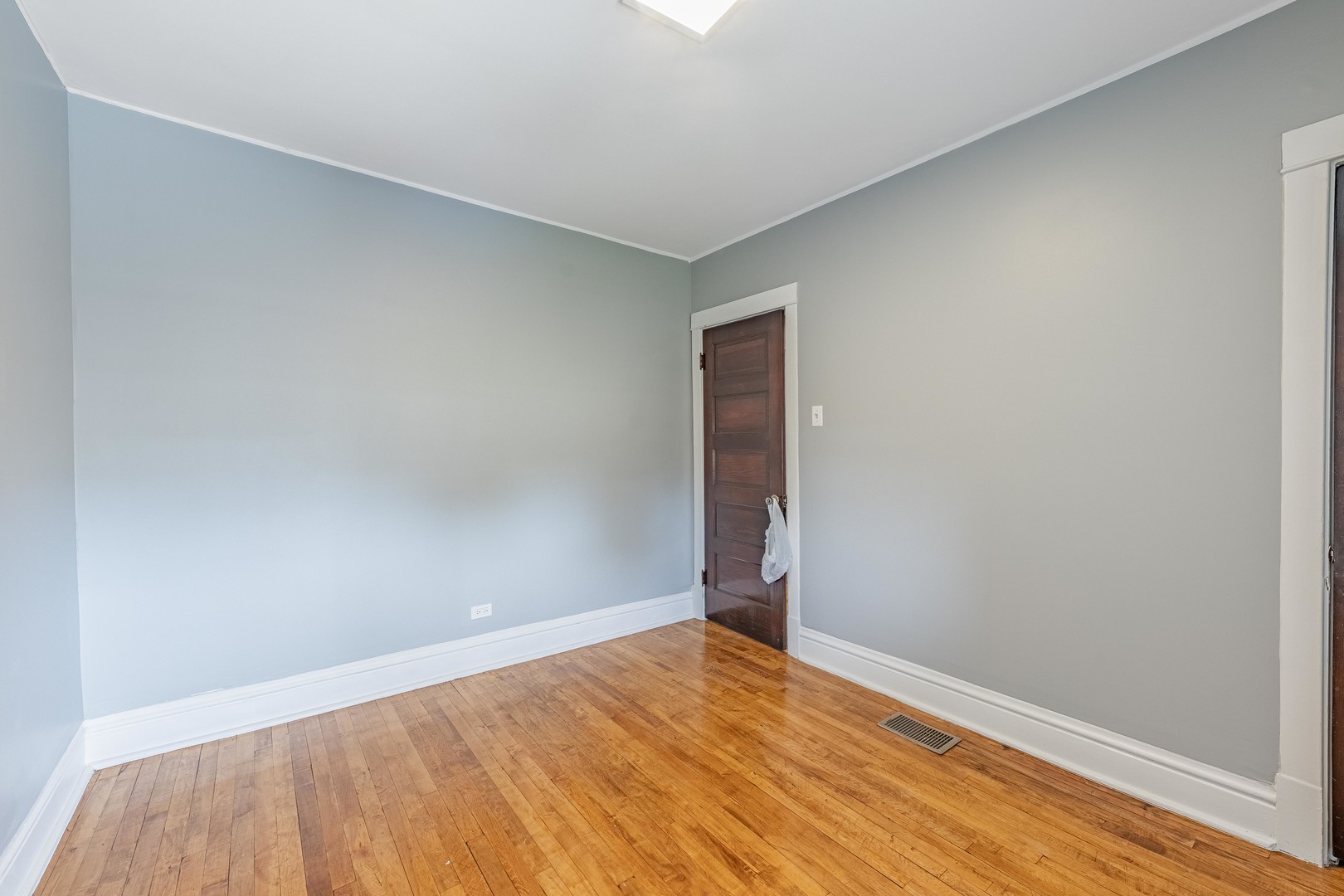 7629 South Green Street Chicago IL 60620