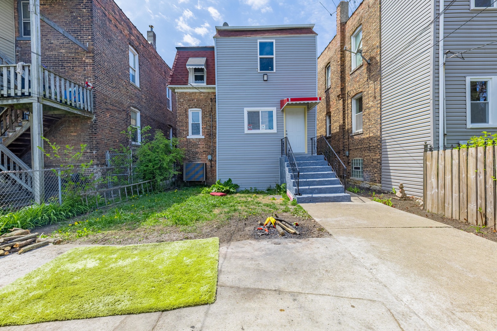 7629 South Green Street Chicago IL 60620