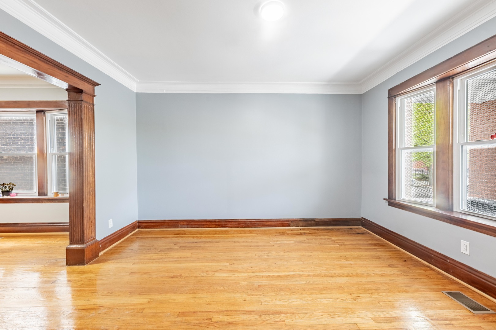 7629 South Green Street Chicago IL 60620