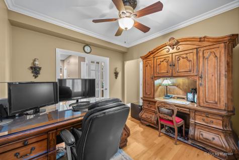 298 Cara Lane Wood Dale IL 60191