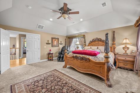 298 Cara Lane Wood Dale IL 60191