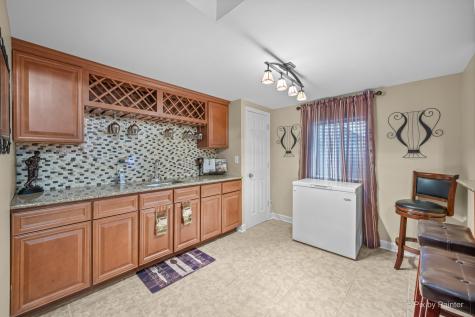 298 Cara Lane Wood Dale IL 60191