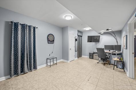 298 Cara Lane Wood Dale IL 60191