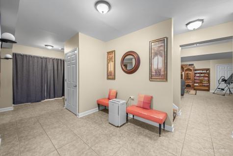 298 Cara Lane Wood Dale IL 60191