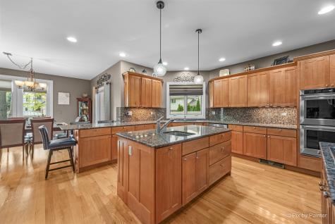 298 Cara Lane Wood Dale IL 60191
