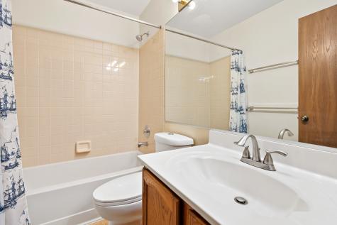 1404 West Sapphire Drive Hoffman Estates IL 60192