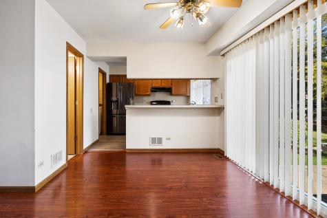 1404 West Sapphire Drive Hoffman Estates IL 60192