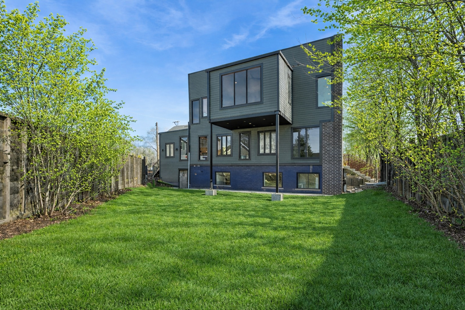 1412 West Fuller Street Chicago IL 60608