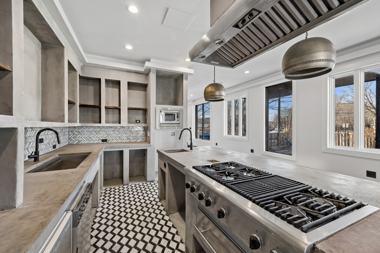 1412 West Fuller Street Chicago IL 60608
