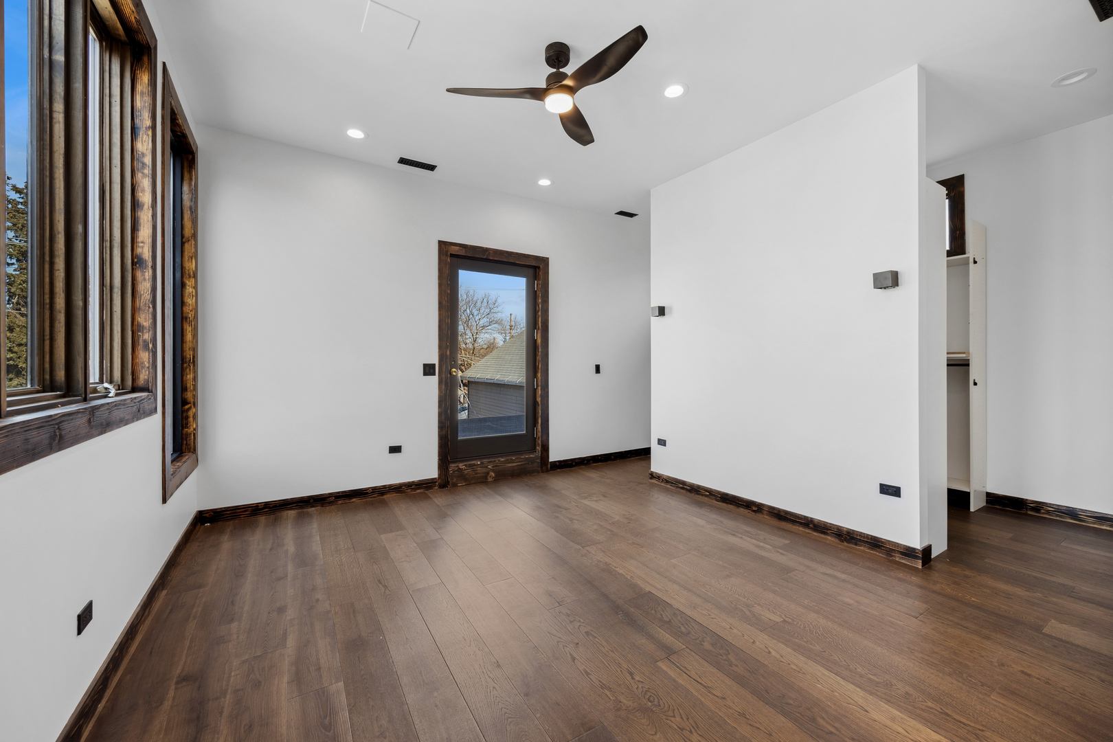 1412 West Fuller Street Chicago IL 60608