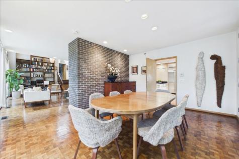 1575 Hawthorne Lane Highland Park IL 60035