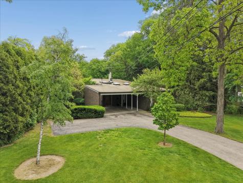1575 Hawthorne Lane Highland Park IL 60035