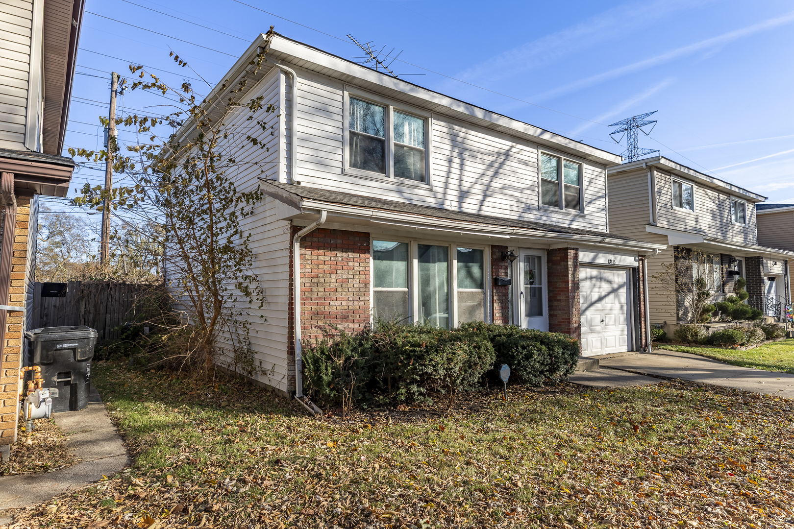 13415 South Mackinaw Avenue Chicago IL 60633