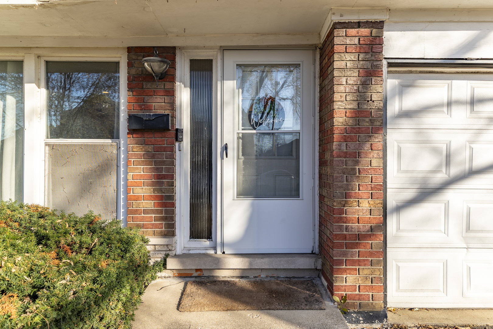 13415 South Mackinaw Avenue Chicago IL 60633