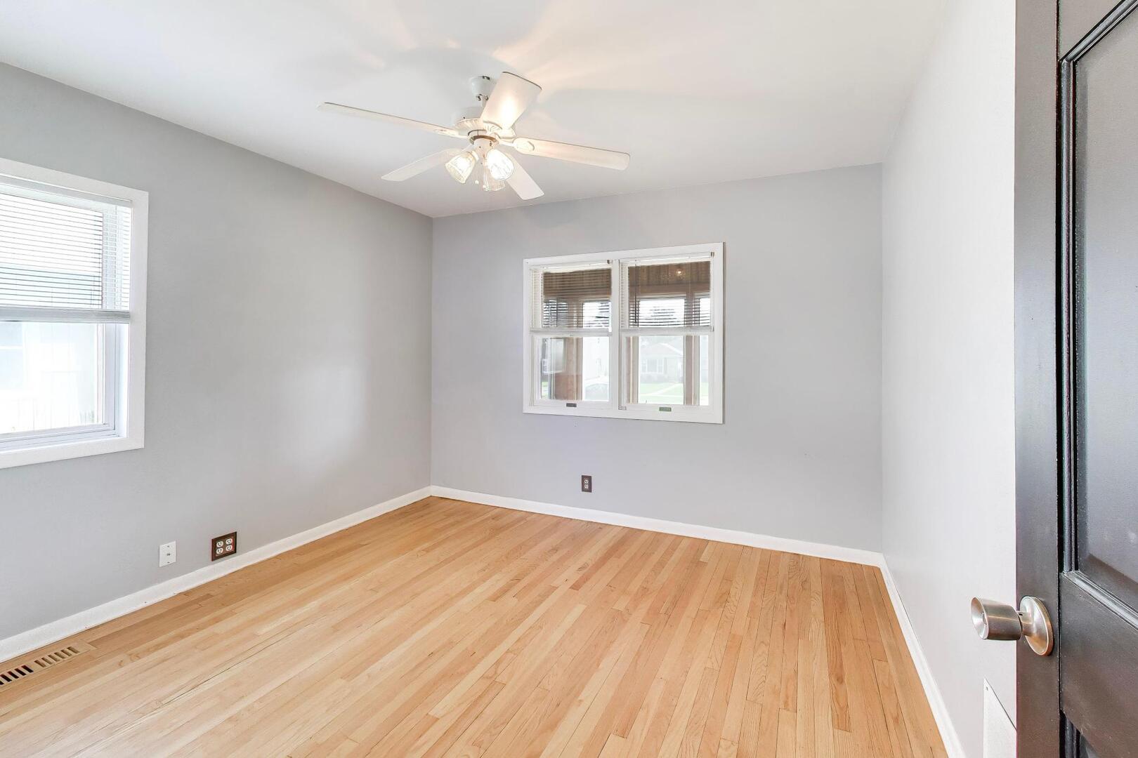 738 South Yale Avenue Villa Park IL 60181
