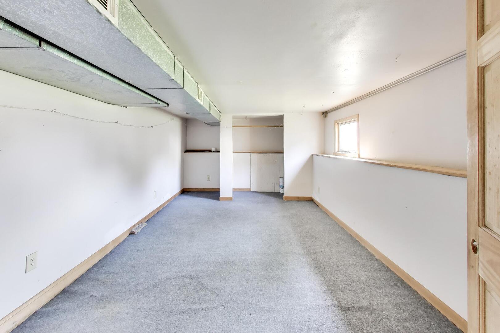 738 South Yale Avenue Villa Park IL 60181