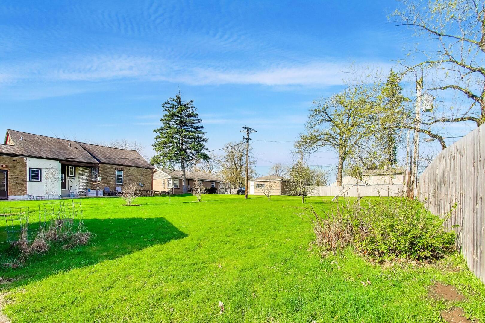 738 South Yale Avenue Villa Park IL 60181