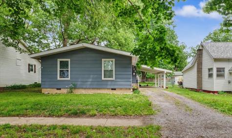 704 East Lincoln Street Monticello IL 61856