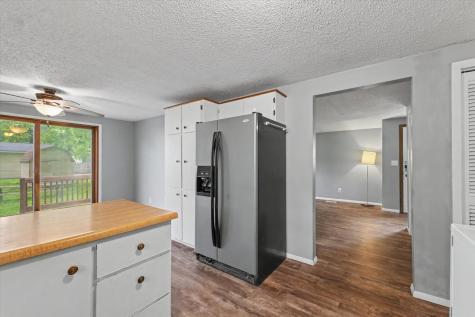 704 East Lincoln Street Monticello IL 61856