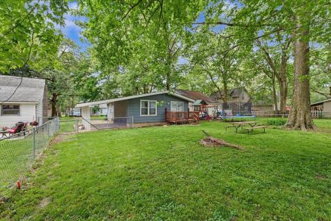 704 East Lincoln Street Monticello IL 61856