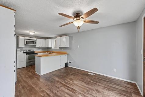 704 East Lincoln Street Monticello IL 61856