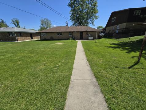 426 Maxwell Street Beecher IL 60401