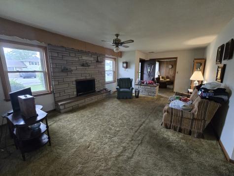 426 Maxwell Street Beecher IL 60401
