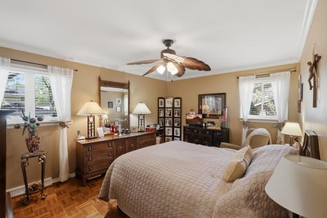898 East Schirra Drive Palatine IL 60074