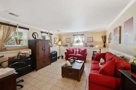 898 East Schirra Drive Palatine IL 60074